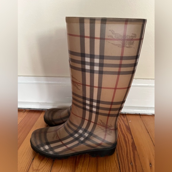 Burberry Rain Boots - Picture 2 of 3